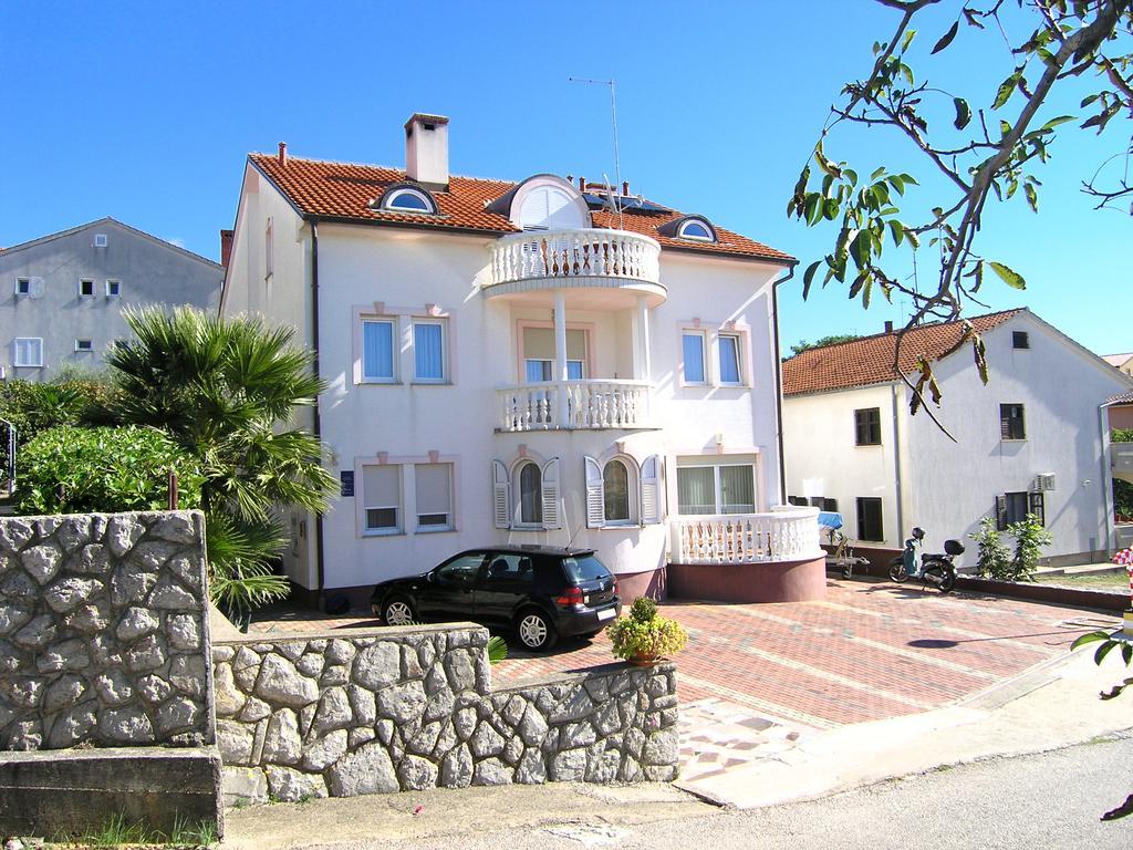 Apartamento Kristina *