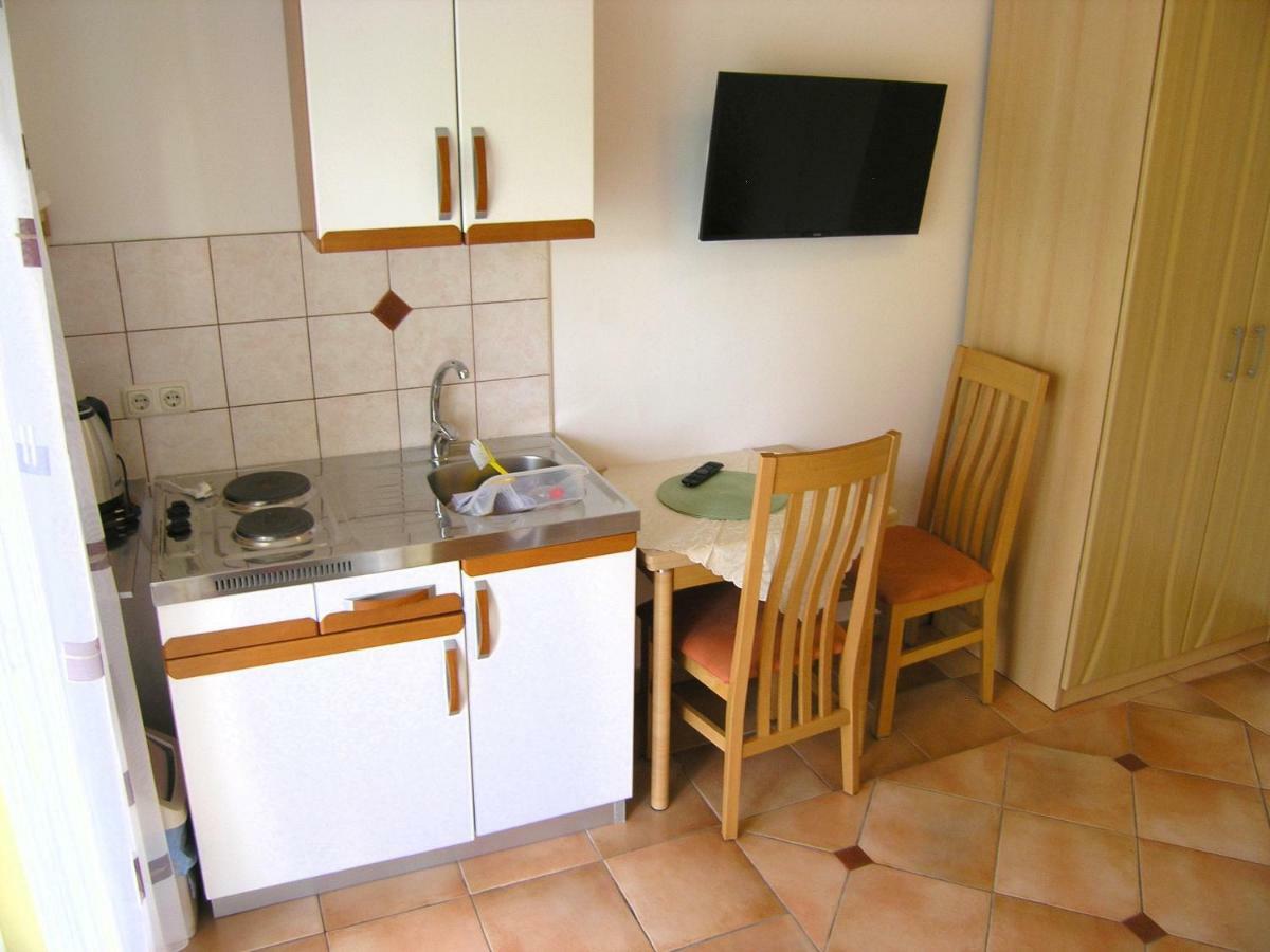 Kristina Apartamento Krk Town