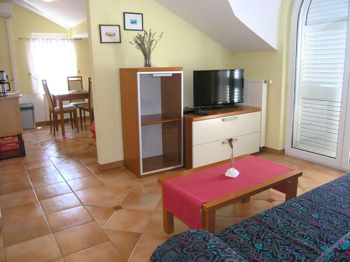 Apartamento Kristina Krk Town